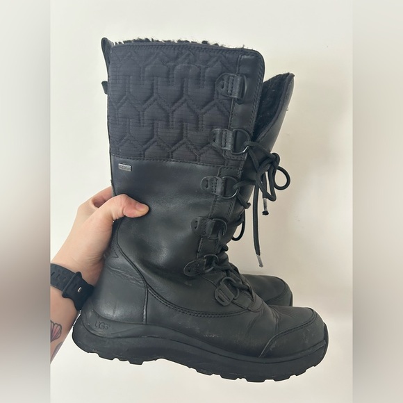UGG Atlason Winter Boots Black Size 8 - Picture 1 of 10